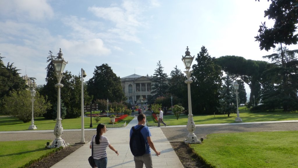 http://www.tonyco.net/pictures/Istanbul_2015/Dolmabahce/photo5.jpg