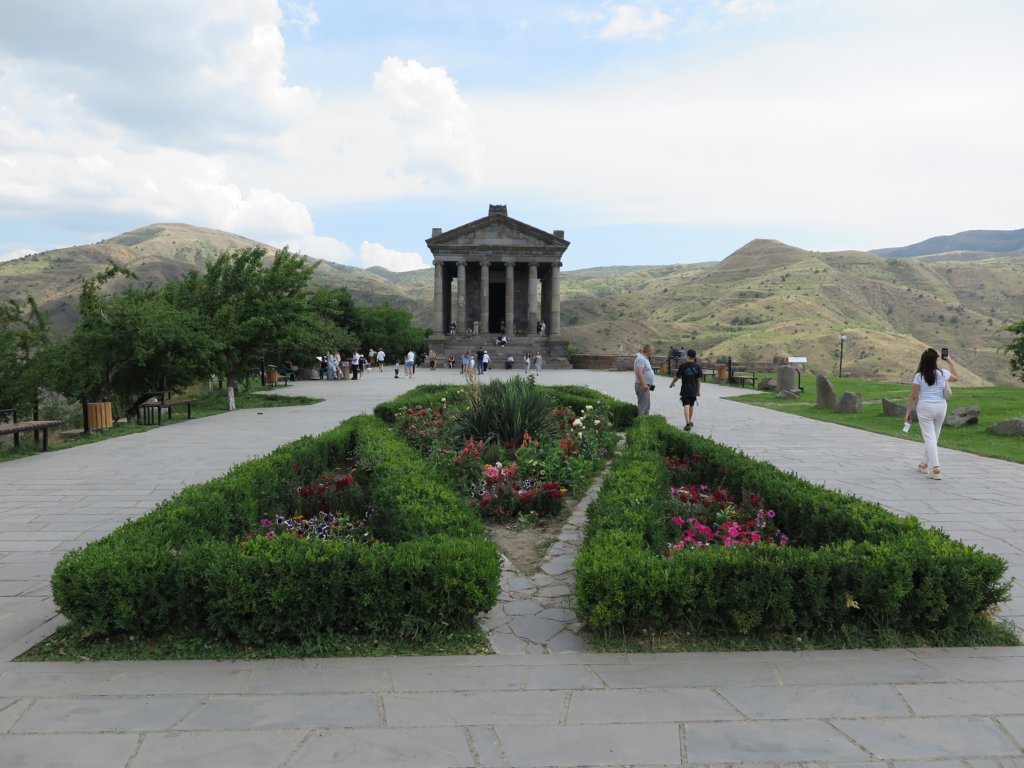 pagantempleofgarni.jpg