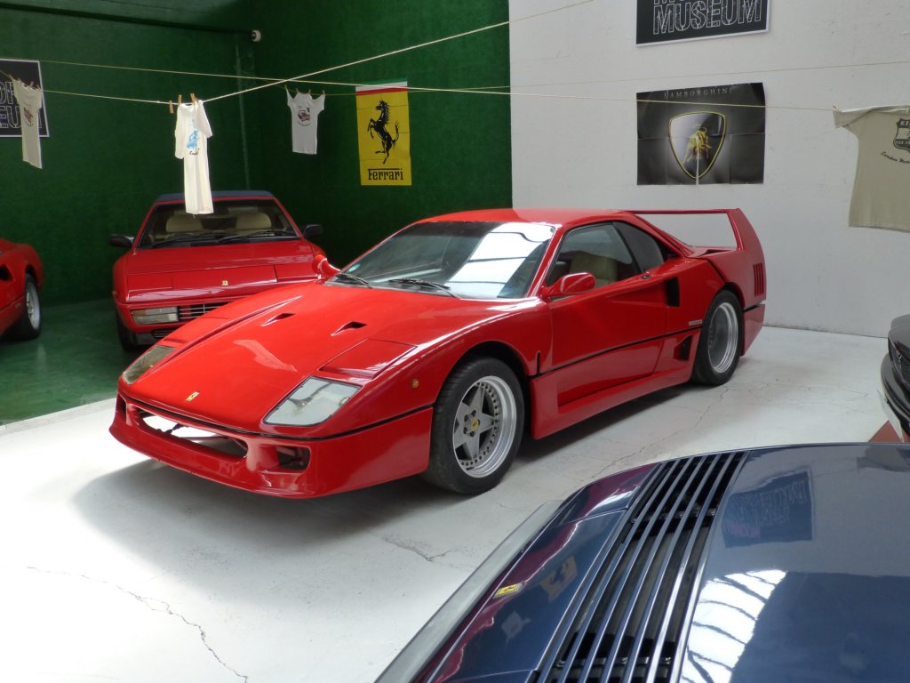 ferrarif40.jpg