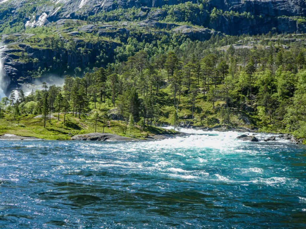 nykkjesoyfossen6.jpg