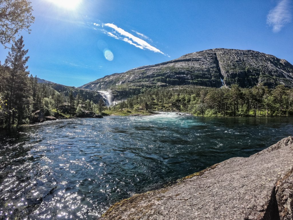 nykkjesoyfossen8.jpg