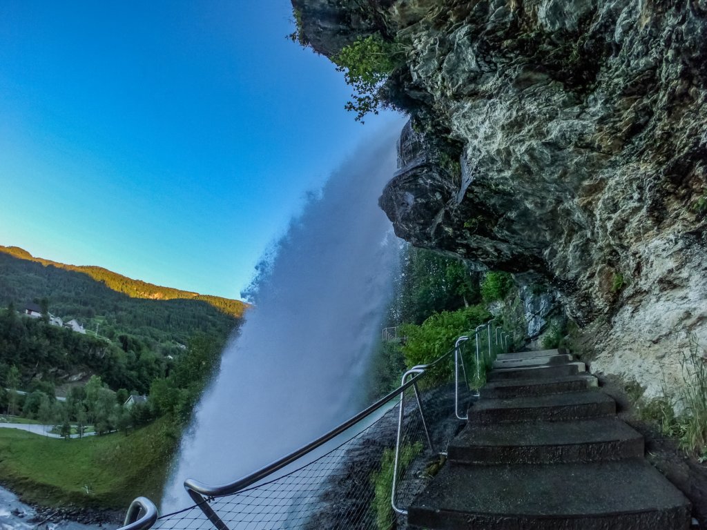 steinsdalsfossen4.jpg